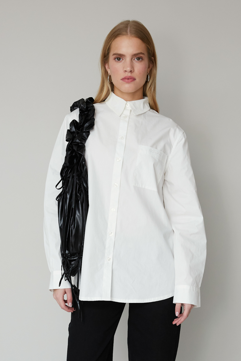 Alex Unisex Shirt - White - OpéraSPORT